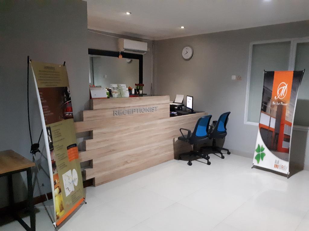 Melody Guest House Cilegon Buitenkant foto